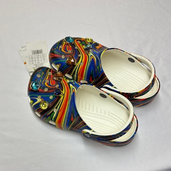 CROCS Other - CROCS  Swirl design with Charms
